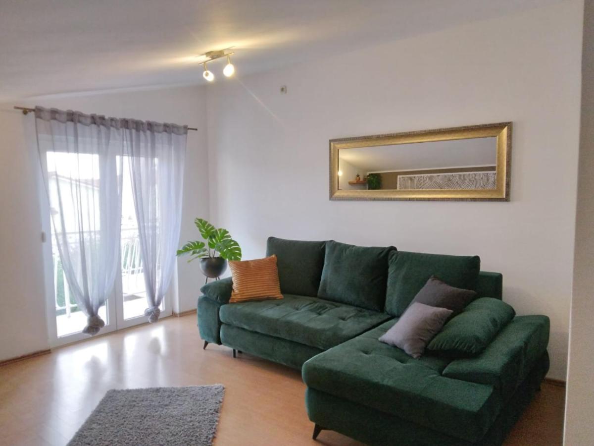 Apartments Anita Frane Vodice Exteriör bild