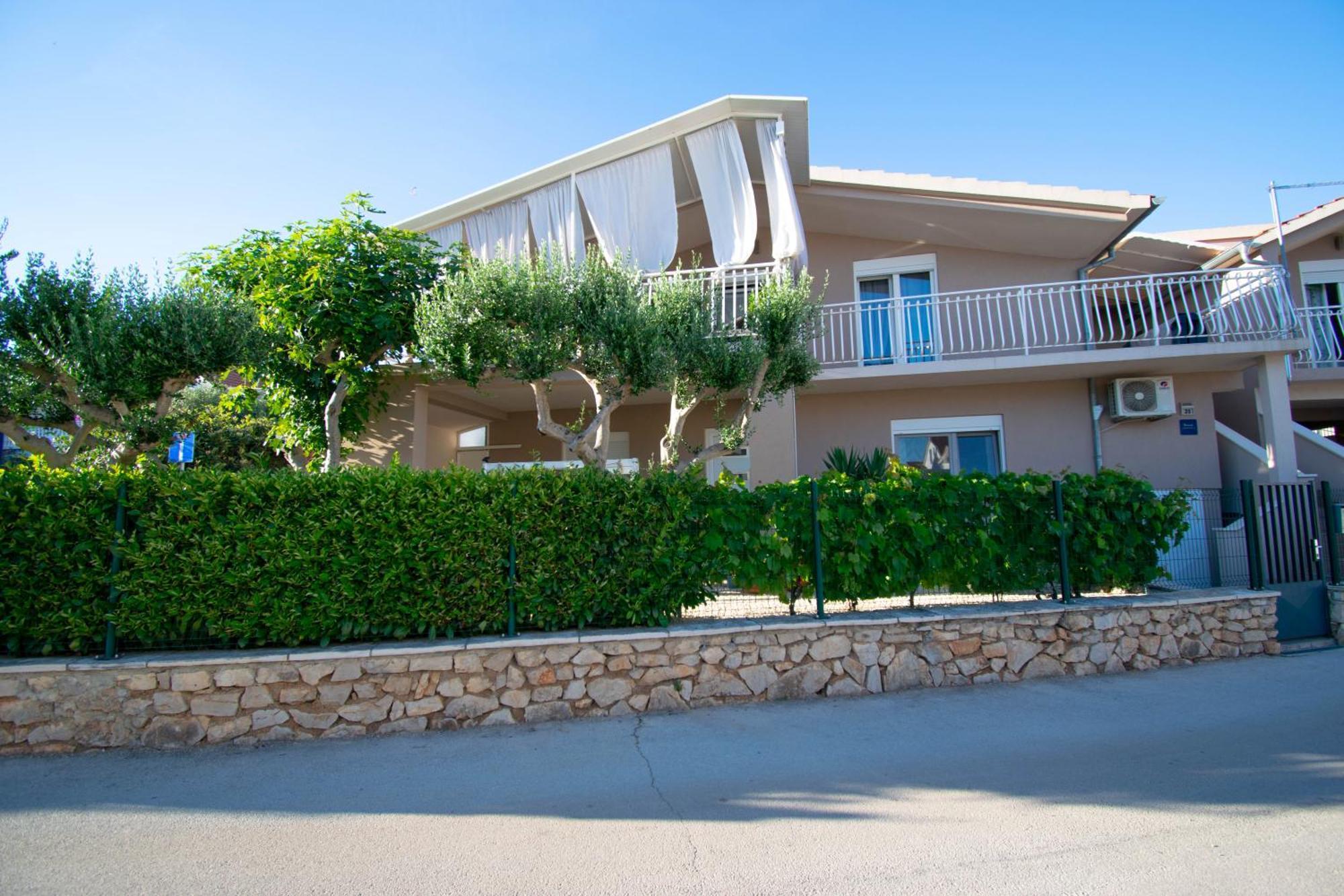 Apartments Anita Frane Vodice Exteriör bild