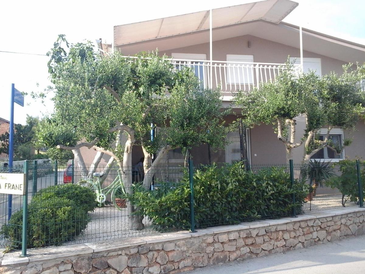 Apartments Anita Frane Vodice Exteriör bild
